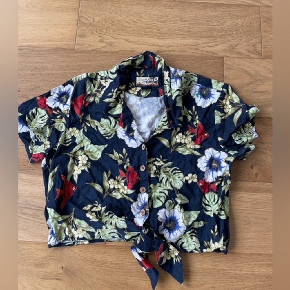 Havana jacks cafe vintage cropped button down